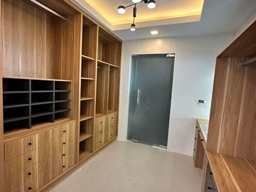 4-Bedroom Modern Tropical Luxury Home in Royale Estates, Consolacion, Cebu, Philippines