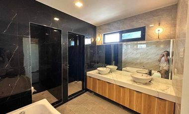 Modern Tropical Luxury Home for Sale – Royale Estates, Consolacion, Cebu