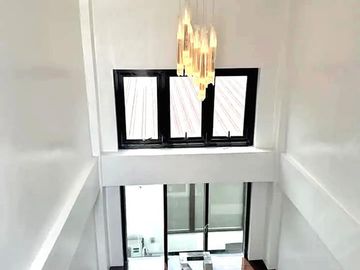4-Bedroom Modern Tropical Luxury Home in Royale Estates, Consolacion, Cebu, Philippines