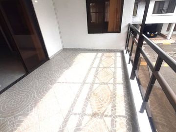 ¡bajo de precio!!! BONITA CASA ESQUINERA, BARRIO MELENDEZ, CALI