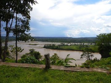 SE VENDE HERMOSA HOSTERIA (LODGE) EN LA AMAZONIA EN FUNCIONAMIENTO, DE 58 HAS. LORETO – ORELLANA - ECUADOR