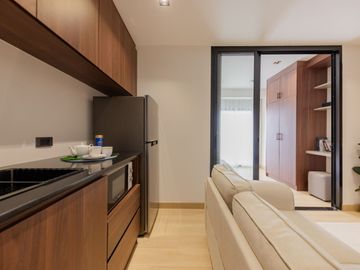 Sale ​​Suphanich Condo, 8th floor,38m.,1.79MB,furnish,near the train station, Wat Ket,Mueang Chiang Mai