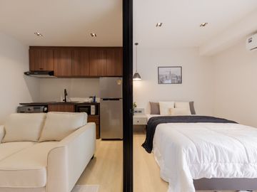 Sale ​​Suphanich Condo, 8th floor,38m.,1.79MB,furnish,near the train station, Wat Ket,Mueang Chiang Mai