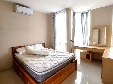 Rumah Halaman Luas di Perumahan Citra Sun Garden