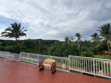 Beautiful Mansion House in Tagaytay With Farm In Tagaytay
