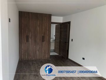 DE VENTA CASA POR ESTRENAR EN LA DON BOSCO