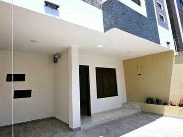 CASA POR ESTREDAR DE VENTA SECTOR DON BOSCO