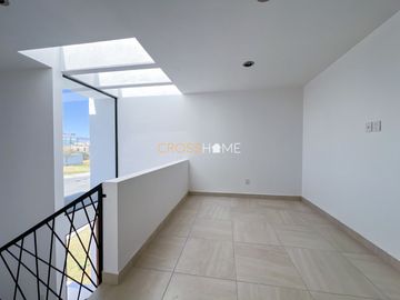 CASA EN VENTA, JURIQUILLA QRO.