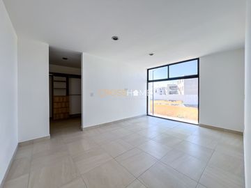 CASA EN VENTA, JURIQUILLA QRO.