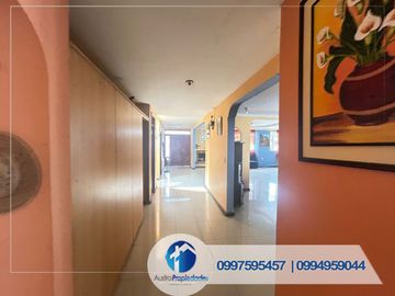 VENDO CASA AMPLIA EN RICAURTE