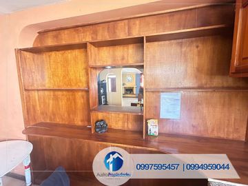 VENDO CASA AMPLIA EN RICAURTE