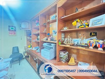 VENDO CASA AMPLIA EN RICAURTE