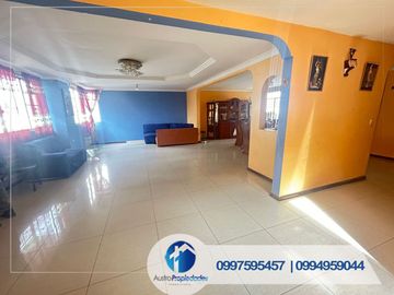 VENDO CASA AMPLIA EN RICAURTE