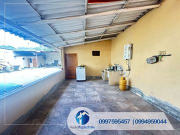 VENDO CASA AMPLIA EN RICAURTE