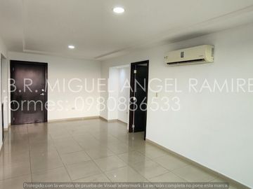 ¡Vendo! Departamento La Vista Towers 2 Dormitorios, Cerca City Mall La Rotonda