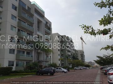 ¡Vendo! Departamento La Vista Towers 2 Dormitorios, Cerca City Mall La Rotonda