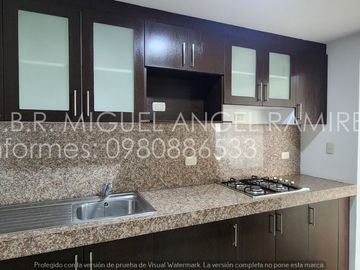 ¡Vendo! Departamento La Vista Towers 2 Dormitorios, Cerca City Mall La Rotonda