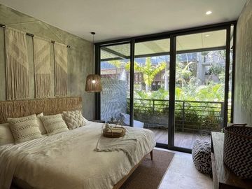 DEPARTAMENTO DE LUJO CON CENOTE PRIVADO A METROS DE LA PLAYA EN TULUM