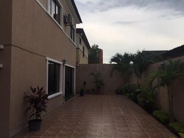 Casa en venta, Urb. Maralago - Samborondón