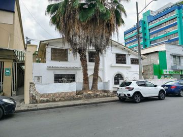 VENDO CASA CON TERRENO DE 355 MT2 EXCELENTE UBICACION