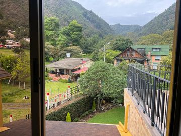 Casa campestre en venta en cota cundinamarca rodeada por naturaleza y con hermosa vista