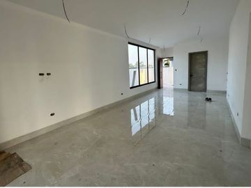 En venta exclusiva casa de estreno en Mocoli Golf, Isla Mocoli, Samborondon