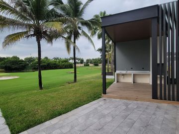 En venta exclusiva casa de estreno en Mocoli Golf, Isla Mocoli, Samborondon