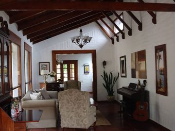 En Venta Hermosa Casa 1 Sola Planta – San Rafael