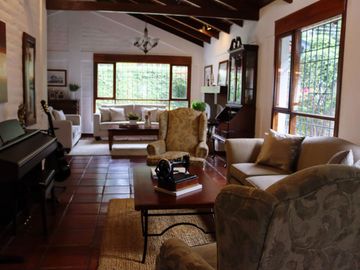 En Venta Hermosa Casa 1 Sola Planta – San Rafael