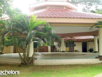 3BR READY FOR OCCUPANCY AND PRESELLING HOUSE & LOT IN LILOAN ALONG THE HIGHWAY
