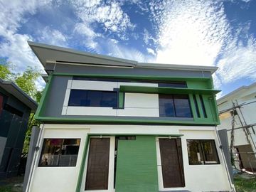 3BR READY FOR OCCUPANCY AND PRESELLING HOUSE & LOT IN LILOAN ALONG THE HIGHWAY