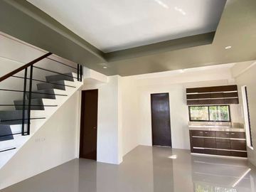 3BR READY FOR OCCUPANCY AND PRESELLING HOUSE & LOT IN LILOAN ALONG THE HIGHWAY