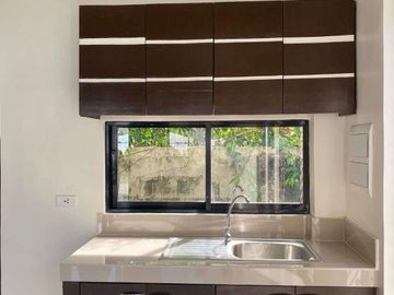 3BR READY FOR OCCUPANCY AND PRESELLING HOUSE & LOT IN LILOAN ALONG THE HIGHWAY