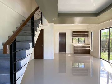 3BR READY FOR OCCUPANCY AND PRESELLING HOUSE & LOT IN LILOAN ALONG THE HIGHWAY