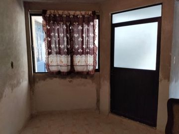 VENDO CASA PARA DECORAR. 4 RECAMARAS. JARDIN, ESTUDIO EN CHALCO