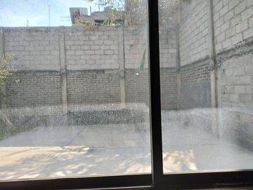 VENDO CASA PARA DECORAR. 4 RECAMARAS. JARDIN, ESTUDIO EN CHALCO