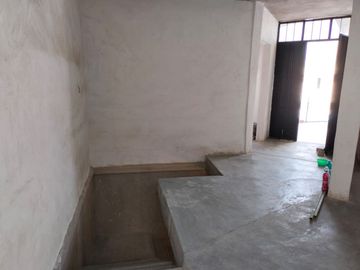 VENDO CASA PARA DECORAR. 4 RECAMARAS. JARDIN, ESTUDIO EN CHALCO