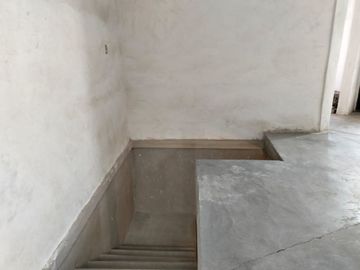 VENDO CASA PARA DECORAR. 4 RECAMARAS. JARDIN, ESTUDIO EN CHALCO