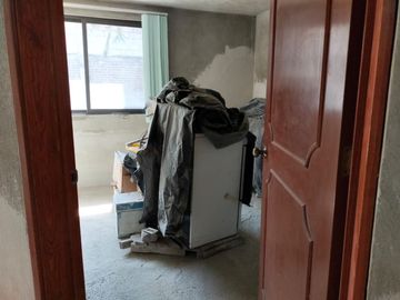 VENDO CASA PARA DECORAR. 4 RECAMARAS. JARDIN, ESTUDIO EN CHALCO