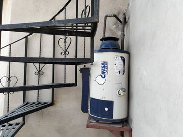 VENDO CASA PARA DECORAR. 4 RECAMARAS. JARDIN, ESTUDIO EN CHALCO