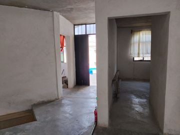 VENDO CASA PARA DECORAR. 4 RECAMARAS. JARDIN, ESTUDIO EN CHALCO