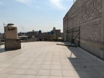 VENDO CASA PARA DECORAR. 4 RECAMARAS. JARDIN, ESTUDIO EN CHALCO