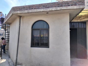 VENDO CASA PARA DECORAR. 4 RECAMARAS. JARDIN, ESTUDIO EN CHALCO