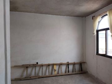VENDO CASA PARA DECORAR. 4 RECAMARAS. JARDIN, ESTUDIO EN CHALCO
