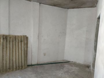 VENDO CASA PARA DECORAR. 4 RECAMARAS. JARDIN, ESTUDIO EN CHALCO