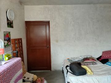 VENDO CASA PARA DECORAR. 4 RECAMARAS. JARDIN, ESTUDIO EN CHALCO