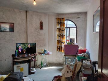 VENDO CASA PARA DECORAR. 4 RECAMARAS. JARDIN, ESTUDIO EN CHALCO