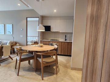 Oceanfront condo for SAle