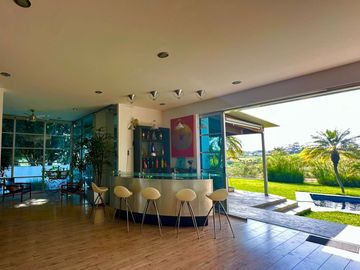 EXCELENTE RESIDENCIA EN VALLE REAL