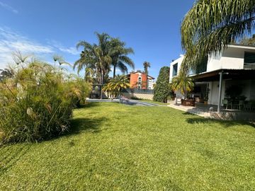 EXCELENTE RESIDENCIA EN VALLE REAL